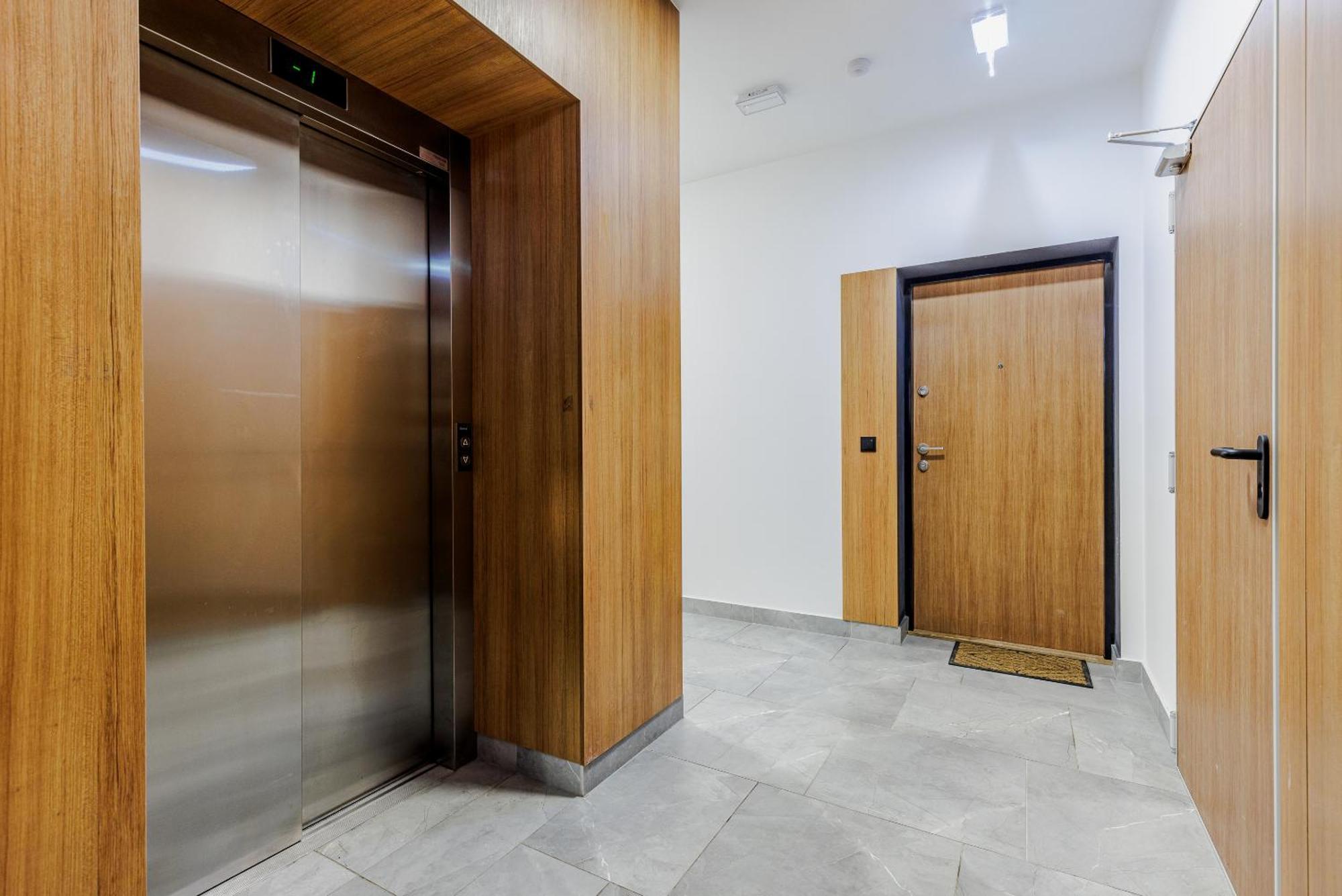 Relax&Comfort New Waw 50 Sqm With Terrace, Garden, Free Parking And Ac Warszawa Exteriör bild