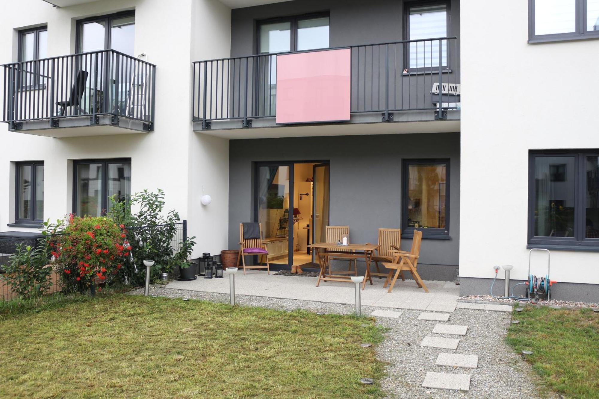 Relax&Comfort New Waw 50 Sqm With Terrace, Garden, Free Parking And Ac Warszawa Exteriör bild