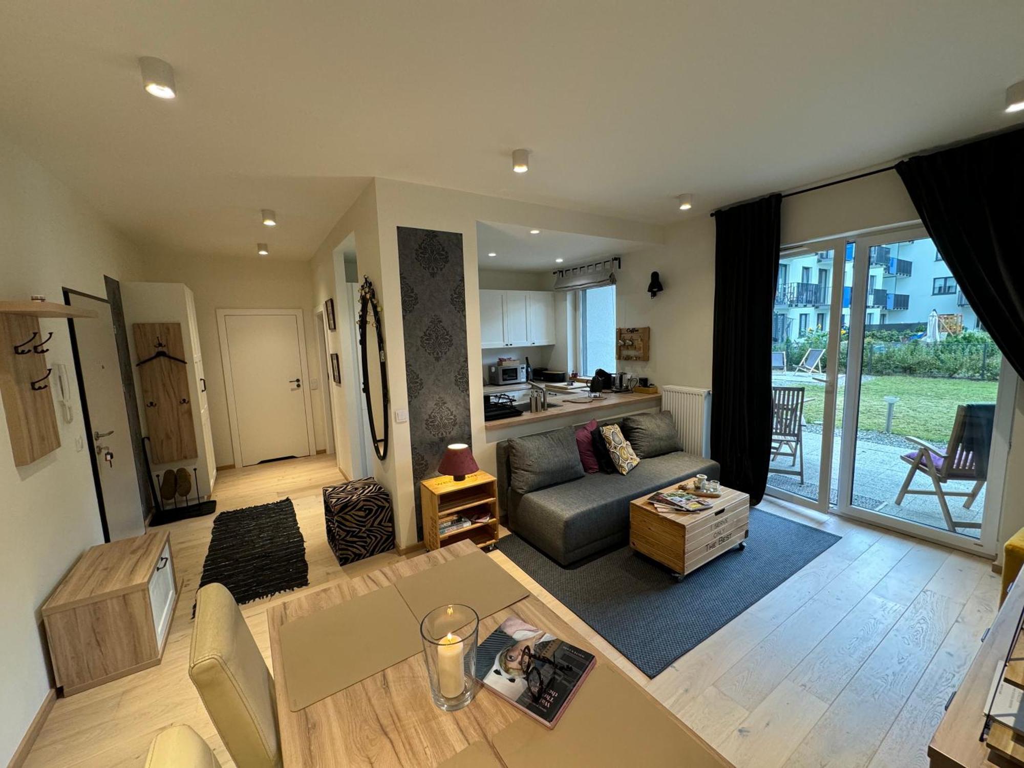 Relax&Comfort New Waw 50 Sqm With Terrace, Garden, Free Parking And Ac Warszawa Exteriör bild